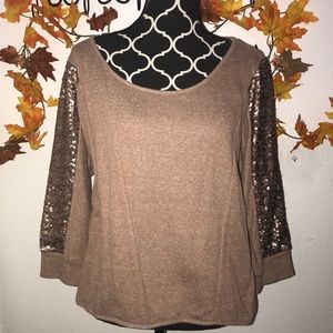 Fall sequence top 🍂